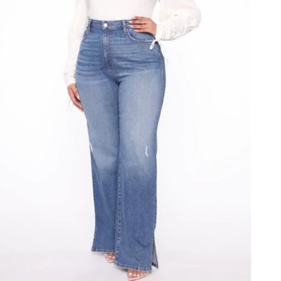 𝅺FASHION Nova Straight Leg Split Hem High Rise Blue Jeans, Size 13 - Picture 1 of 16